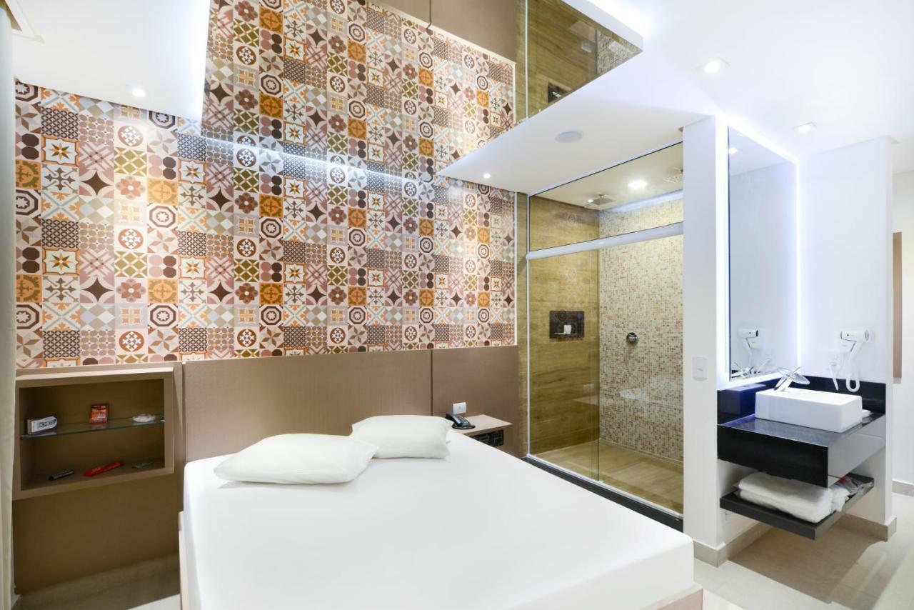 HOTEL LUZES MOTEL SUZANO (Brasil) - de R$ 151 | iBOOKED